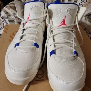 *SOLD* NWB Mens Jordans
